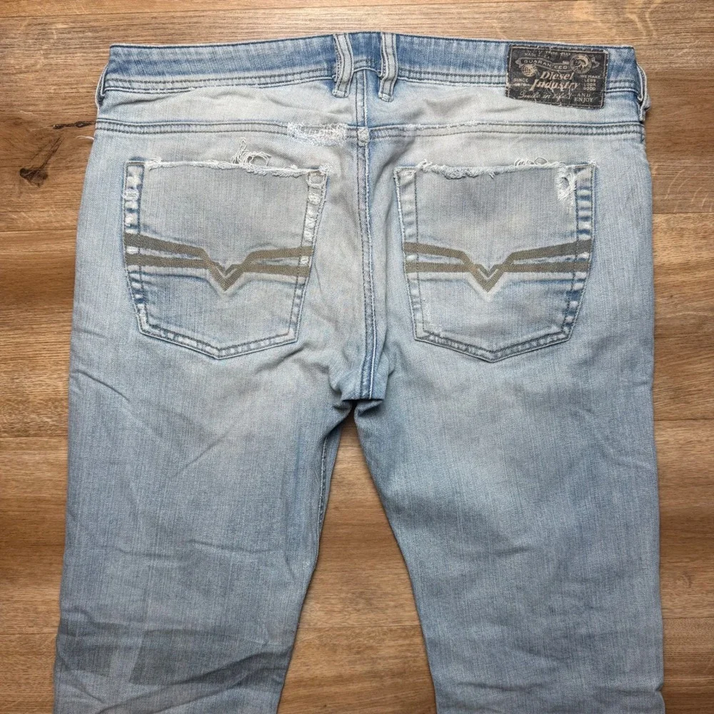 Diesel Zatiny Jeans Mens 34x34 Light Wash Distressed Bootcut Denim 008W7 Stretch - Picture 4 of 16